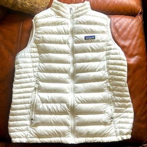 Patagonia XL White Puffer Vest